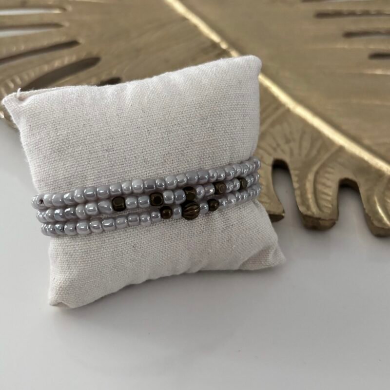 Armbanden grijs