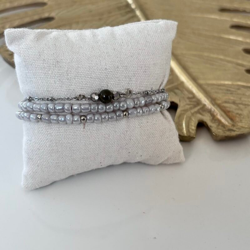 Armbanden grijs